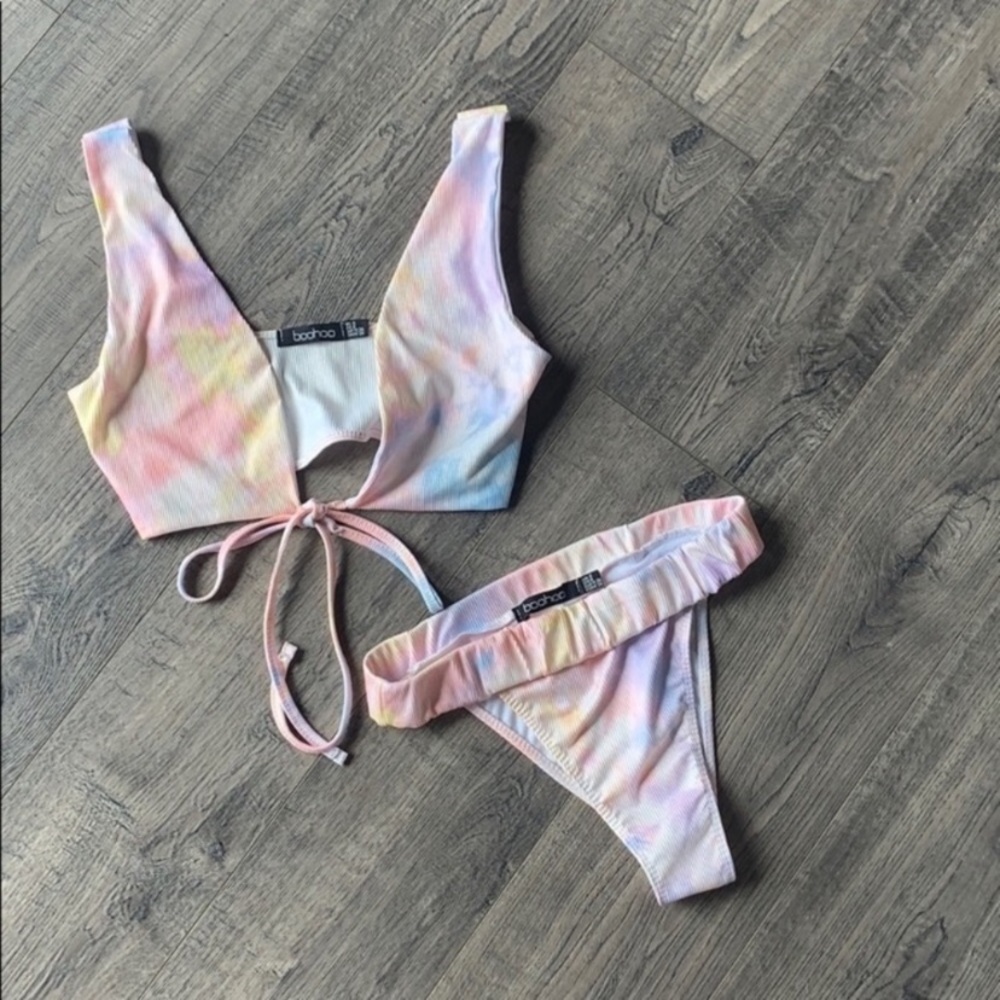 Tie Dye Bikini - Picture 1 of 4